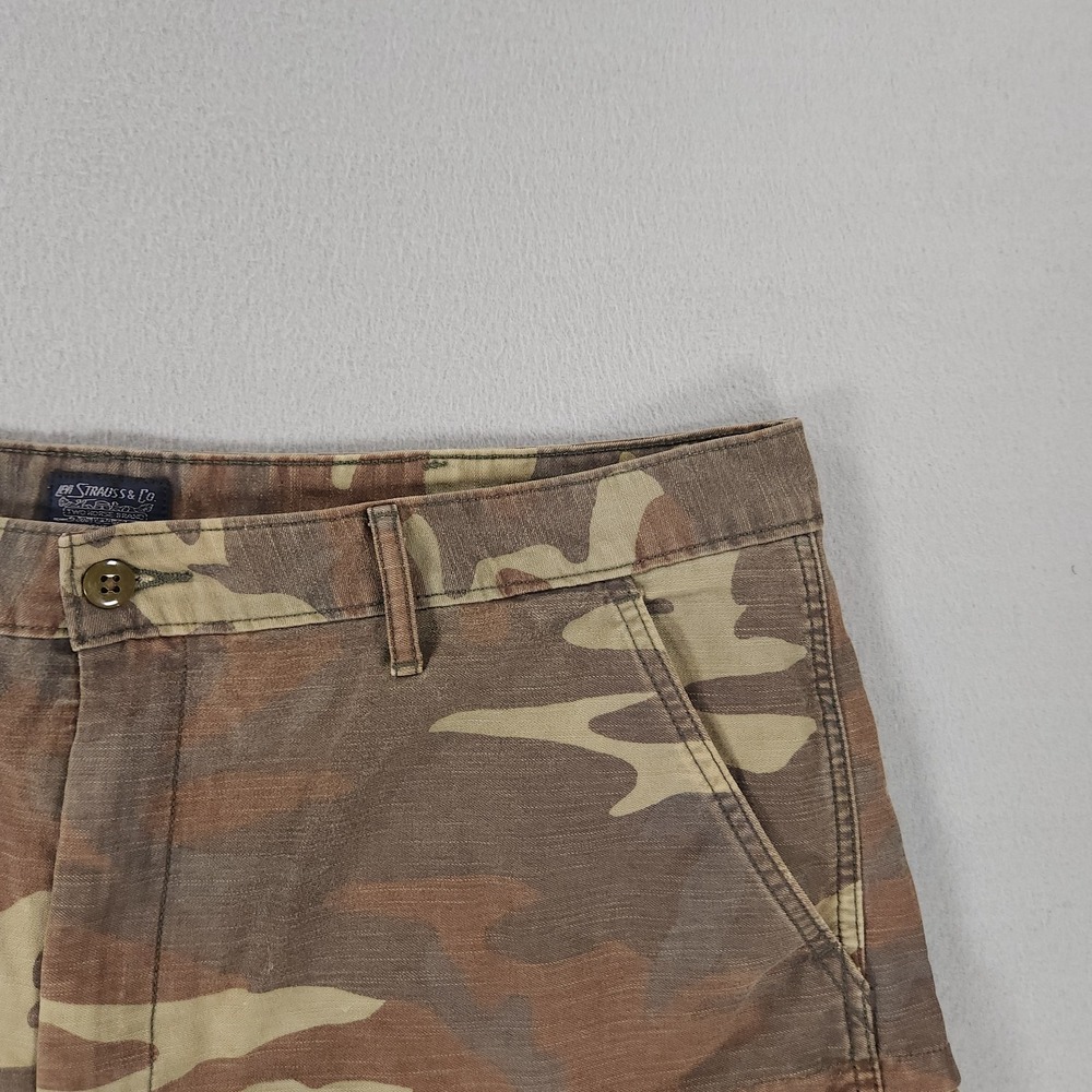 Levi's Camo Carrier Cargo Shorts Men's Size 40 Camouflage Military Style - Picture 9 of 12